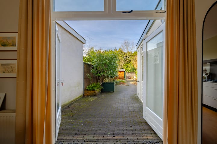 Foto 20 van Leidsevaart 560