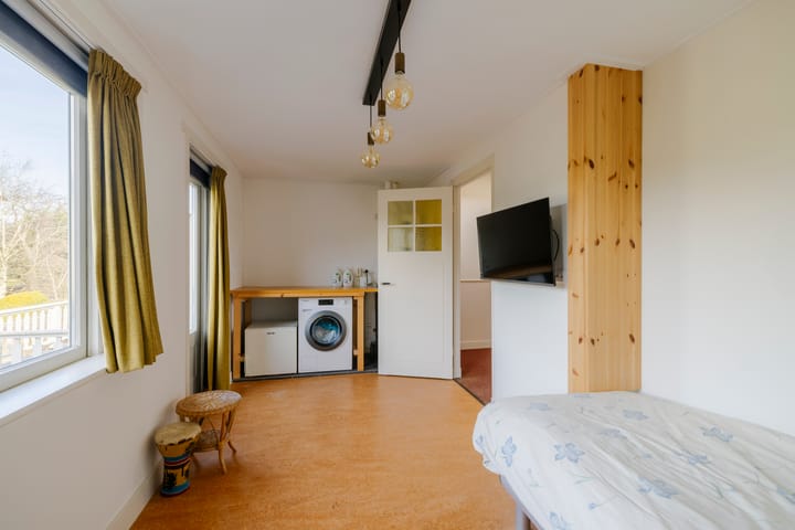 Foto 27 van Leidsevaart 560