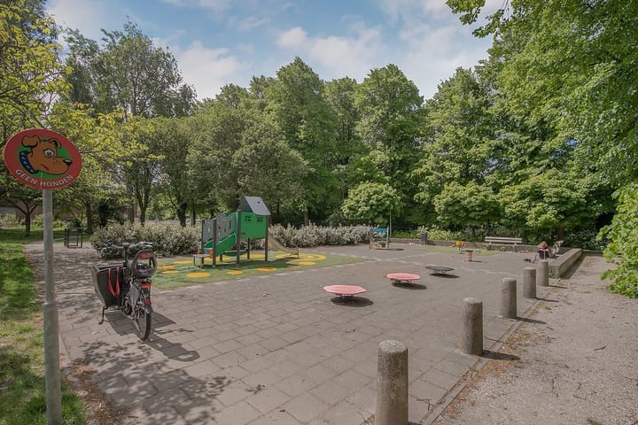 Foto 41 van Leidsevaart 560