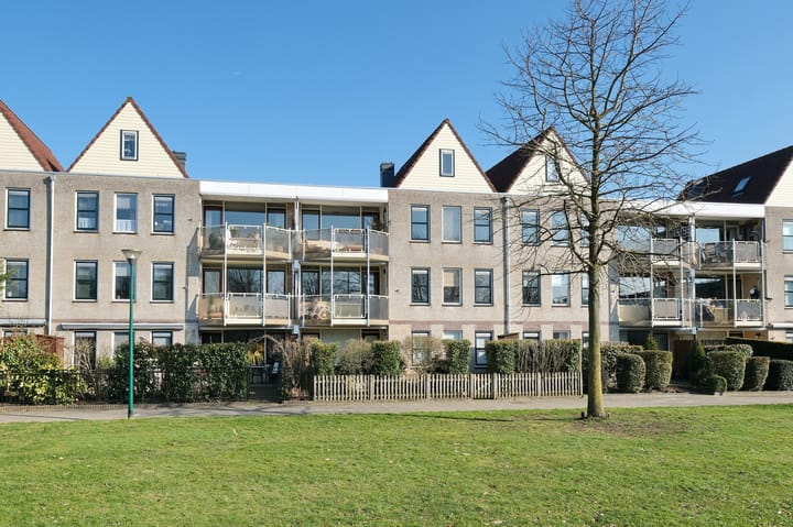 Photo 1 of Diepenbrockdreef 61