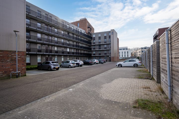 Foto 32 van Beneluxlaan 700