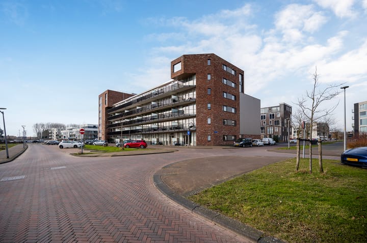 Foto 37 van Beneluxlaan 700