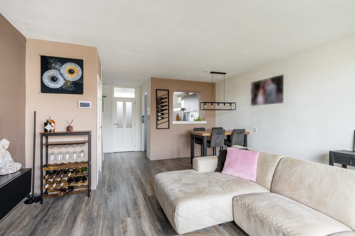 Foto 16 van van der Waalsstraat 73