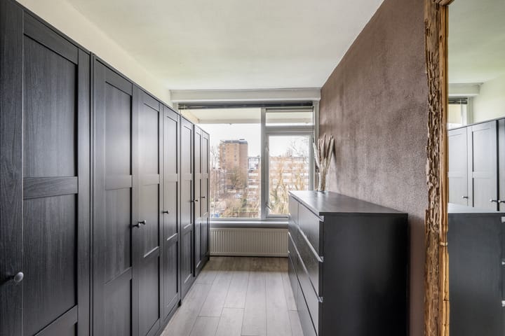 Foto 32 van van der Waalsstraat 73