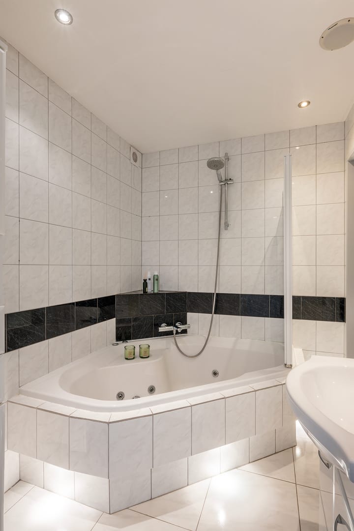 Foto 35 van van der Waalsstraat 73