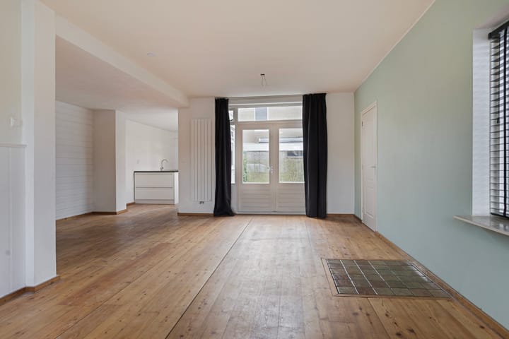 Foto 12 van Westhove 14