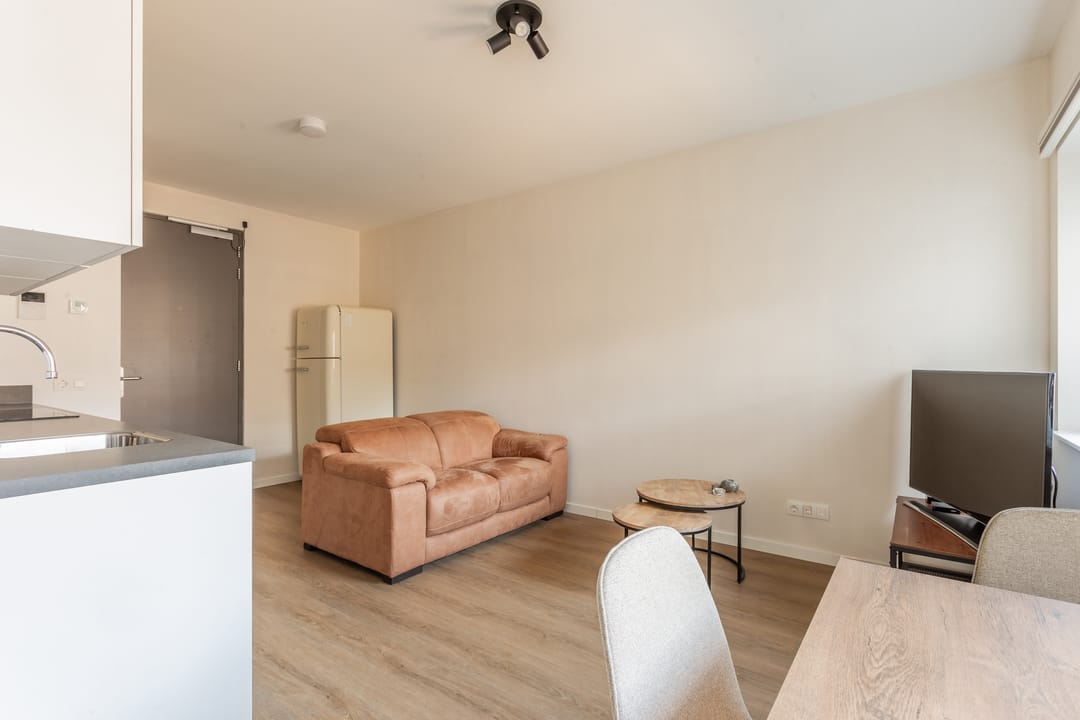 Foto 8 van Burgemeester Elsenlaan 323-F412