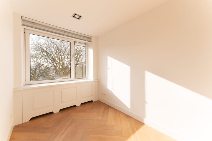 Foto 12 van Van Nijenrodeweg 239