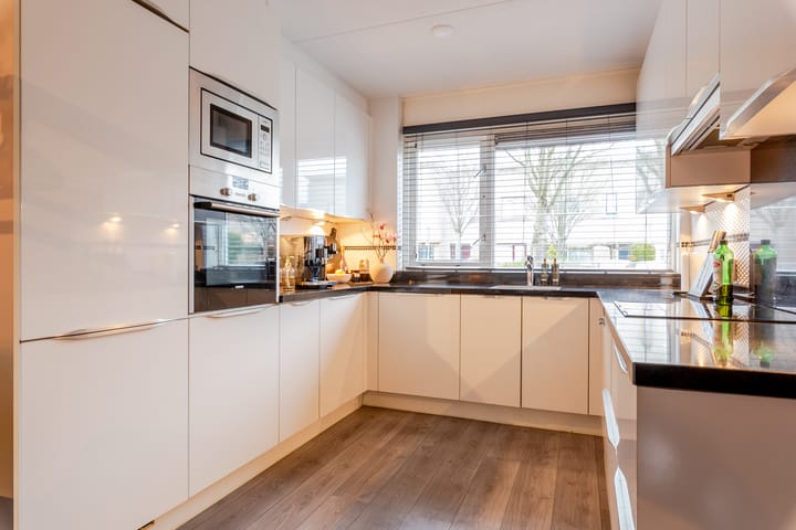 Foto 10 van Haringvlietlaan 41