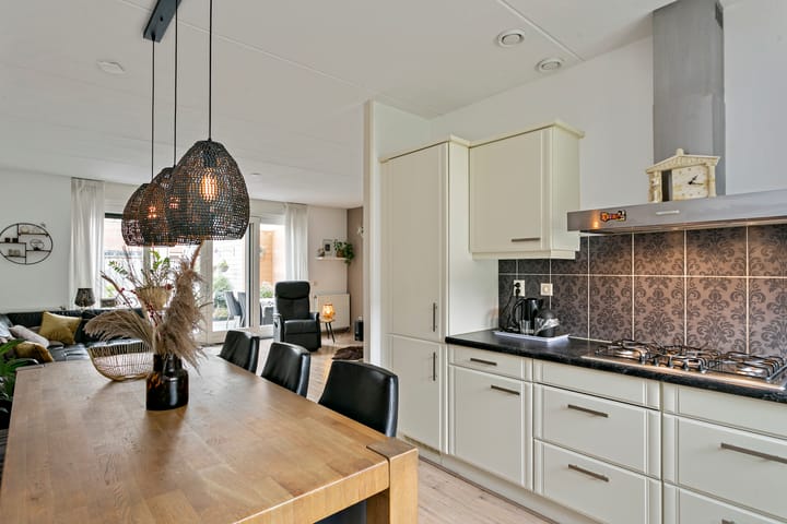 Photo 7 of Alex Roosdorpstraat 4