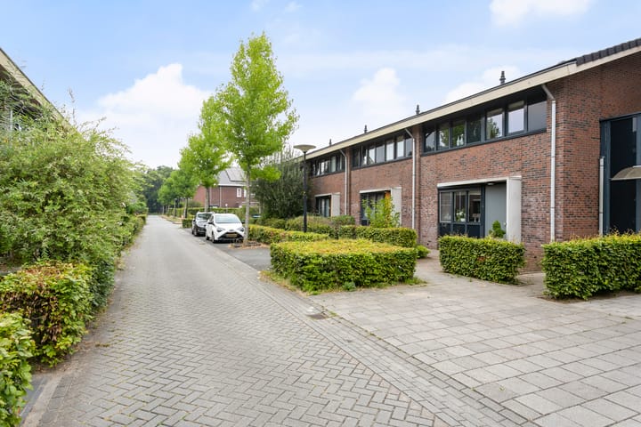 Photo 25 of Alex Roosdorpstraat 4