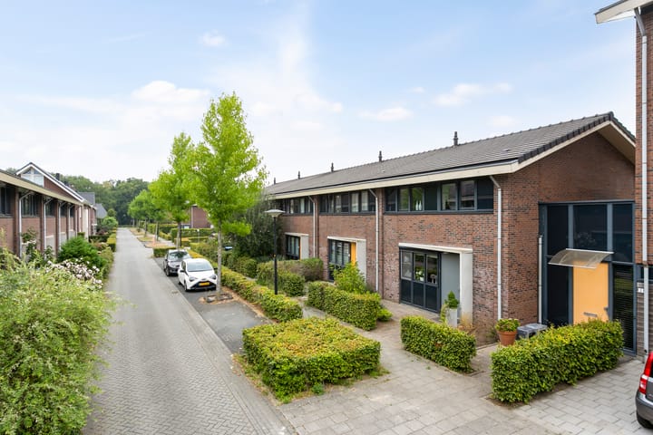 Photo 29 of Alex Roosdorpstraat 4