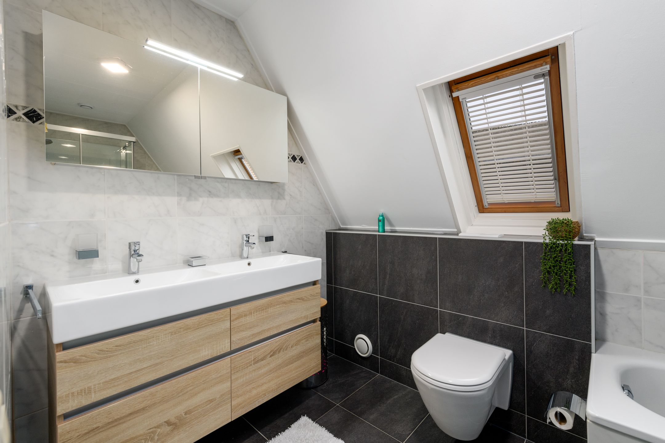 Foto 24 van Reling 52