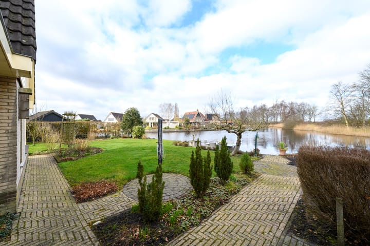 Foto 33 van Reling 52