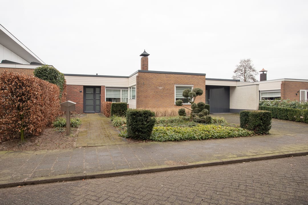 Foto 2 van Dahliastraat 15