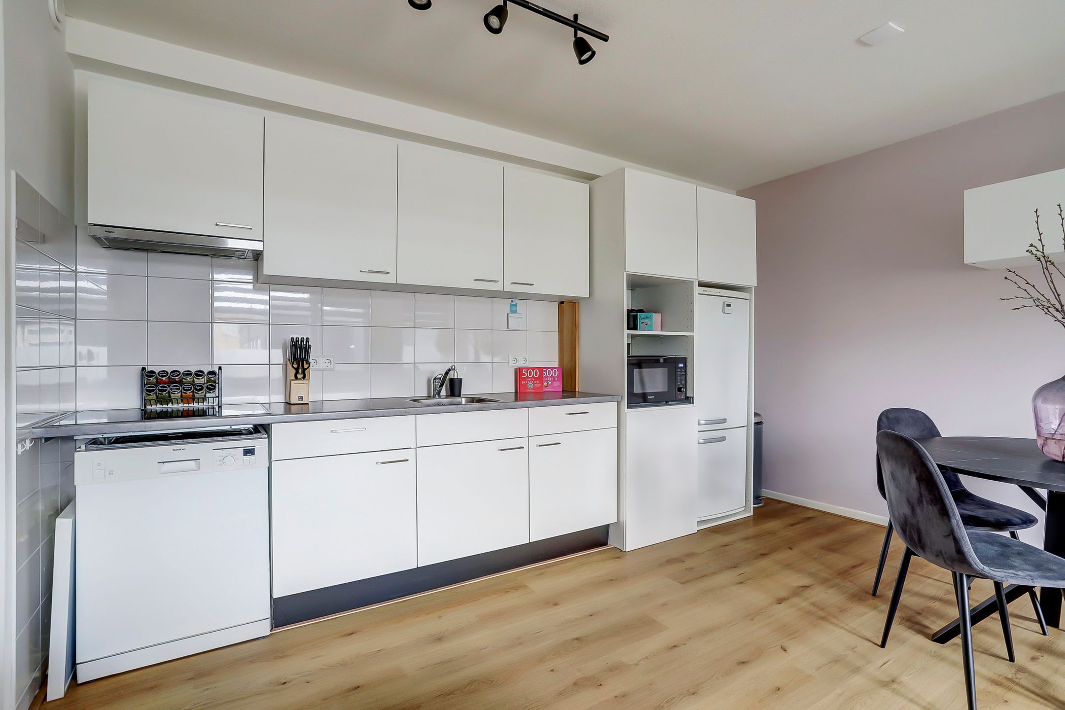 Foto 12 van Koningin Wilhelminalaan 4-013