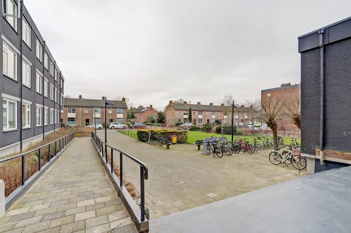 Foto 19 van Koningin Wilhelminalaan 4-013