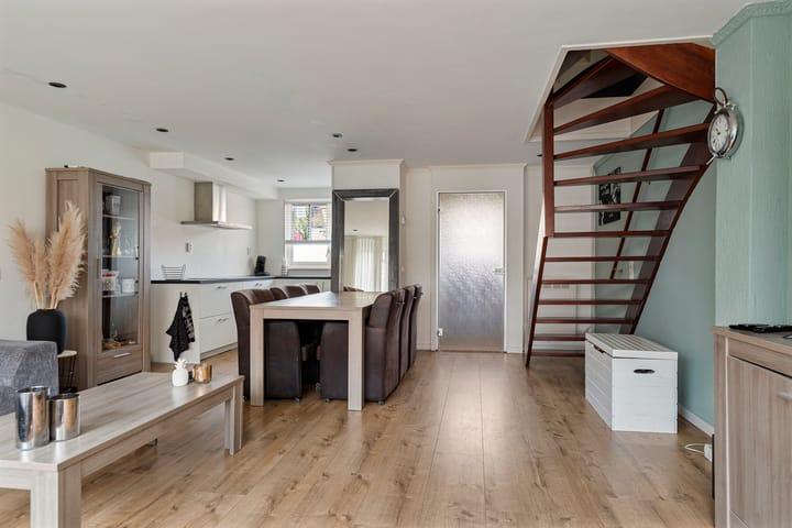 Photo 8 of Schoofstraat 50