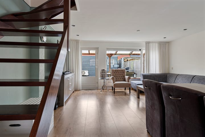 Photo 9 of Schoofstraat 50