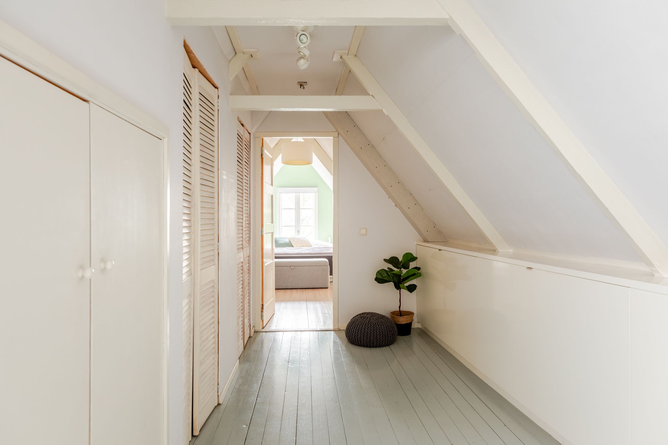 Foto 30 van Warder 121