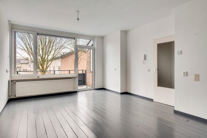 Foto 2 van Schout van der Voortstraat 13