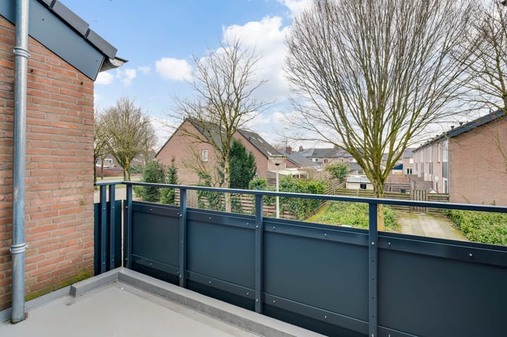 Foto 4 van Schout van der Voortstraat 13