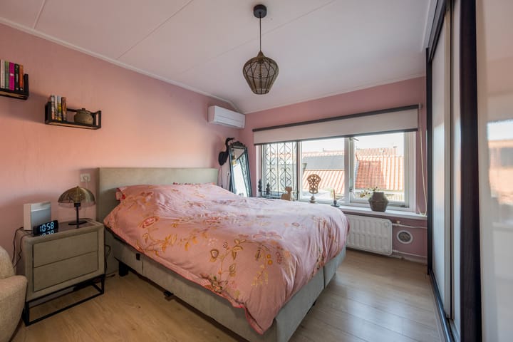 Foto 12 van De Haarstraat 12