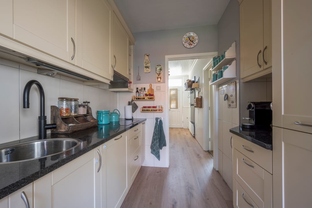 Foto 8 van De Haarstraat 12