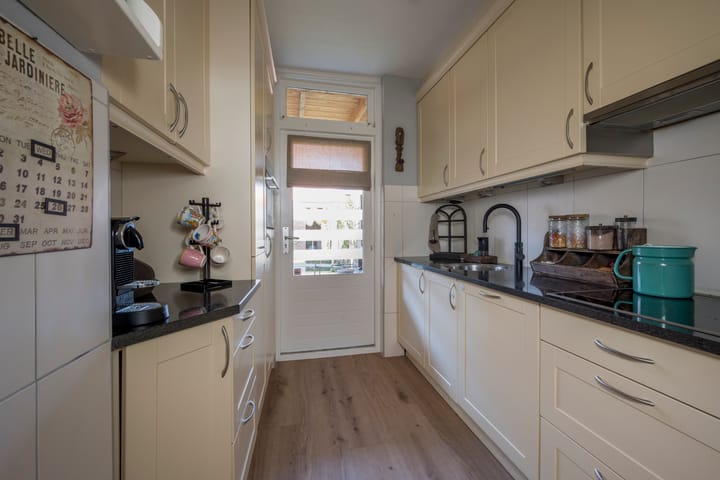 Foto 7 van De Haarstraat 12