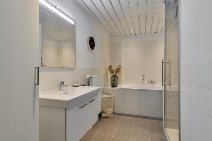 Photo 5 of Karel Doormanstraat 382-S