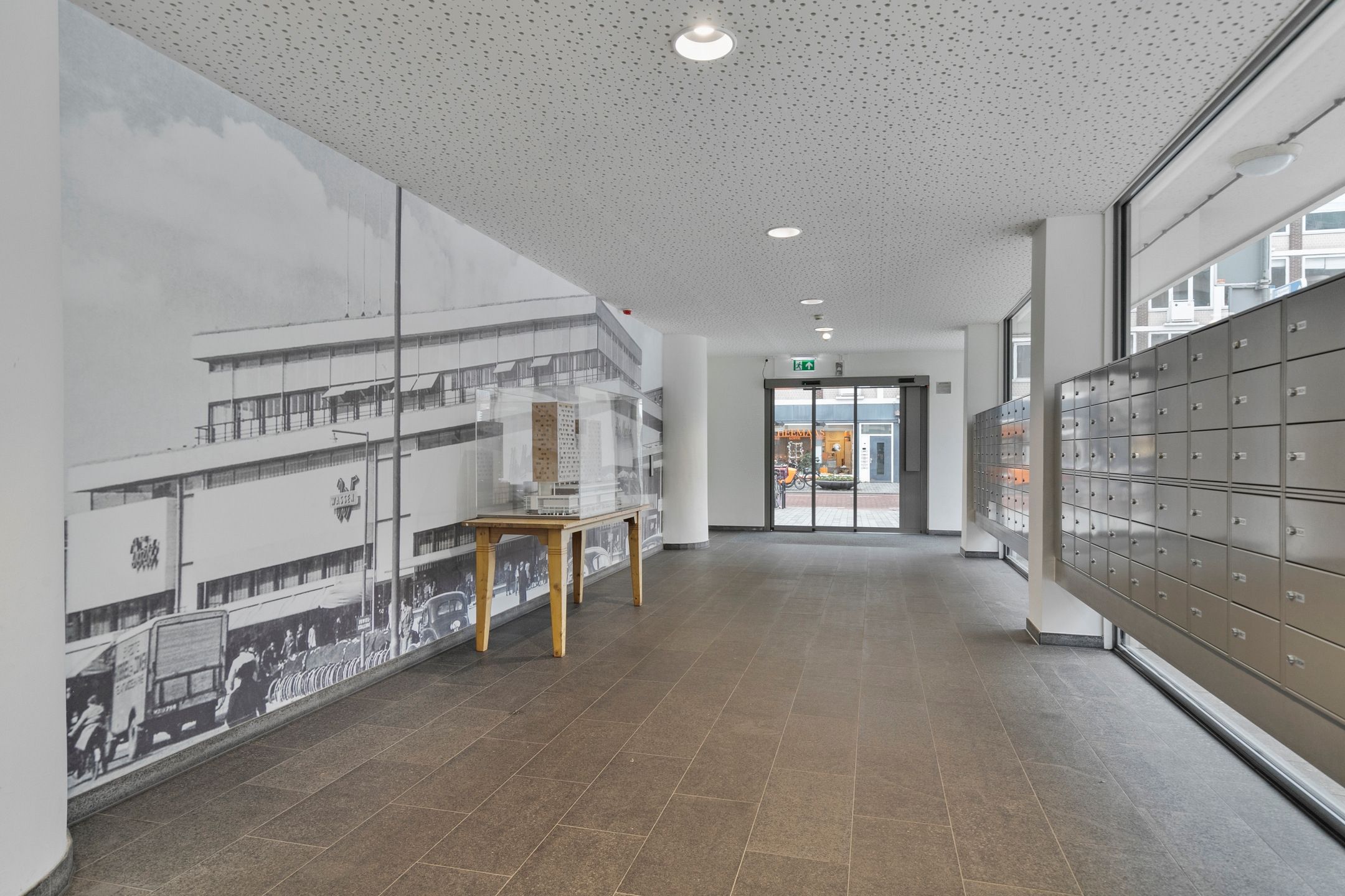 Photo 24 of Karel Doormanstraat 382-S