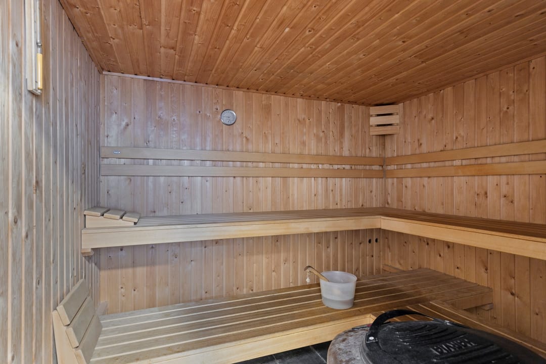 Photo 31 of Karel Doormanstraat 382-S