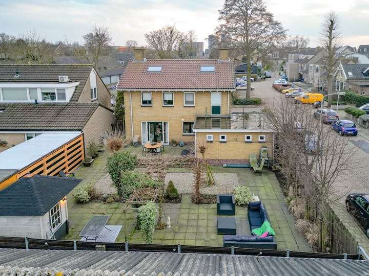 Foto 2 van Admiraal de Ruyterstraat 9