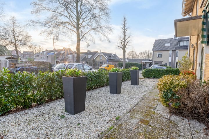 Foto 9 van Admiraal de Ruyterstraat 9