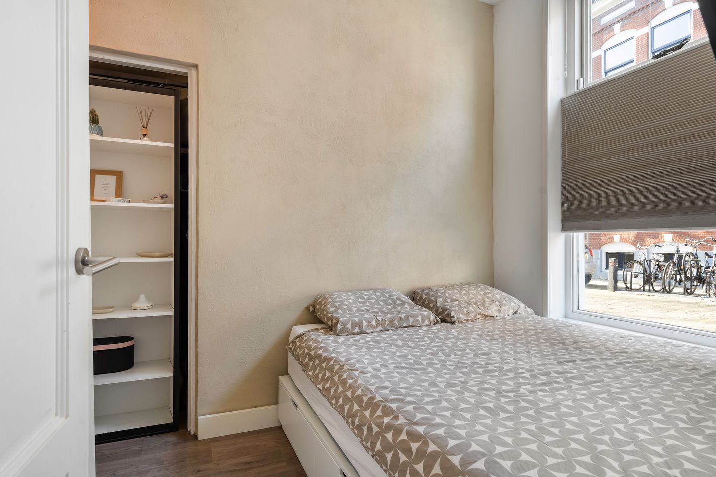 Photo 19 of Laurens Reaalstraat 1