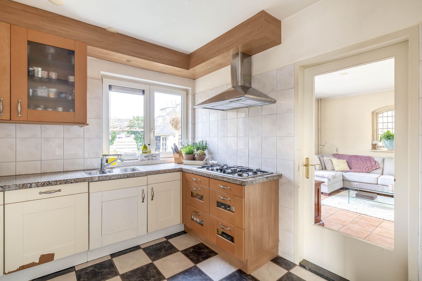 Foto 20 van Admiraal de Ruyterstraat 9