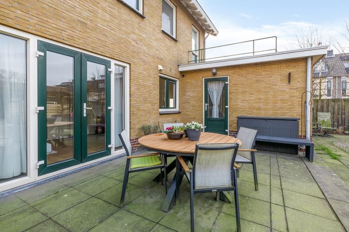 Foto 45 van Admiraal de Ruyterstraat 9