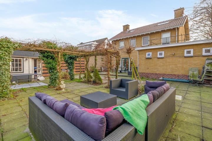 Foto 51 van Admiraal de Ruyterstraat 9