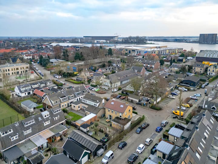 Foto 55 van Admiraal de Ruyterstraat 9