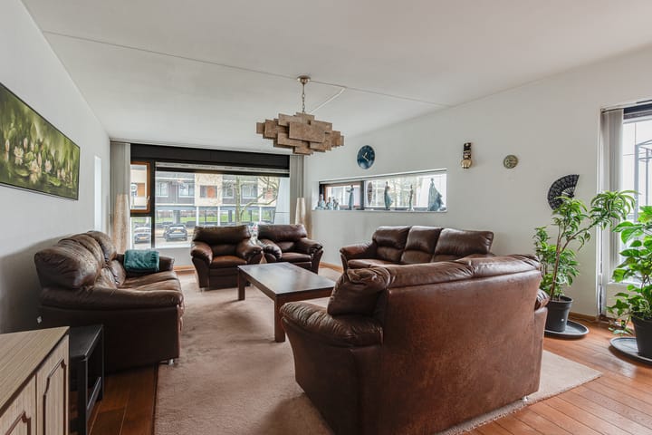 Foto 6 van Charley Tooropstraat 6