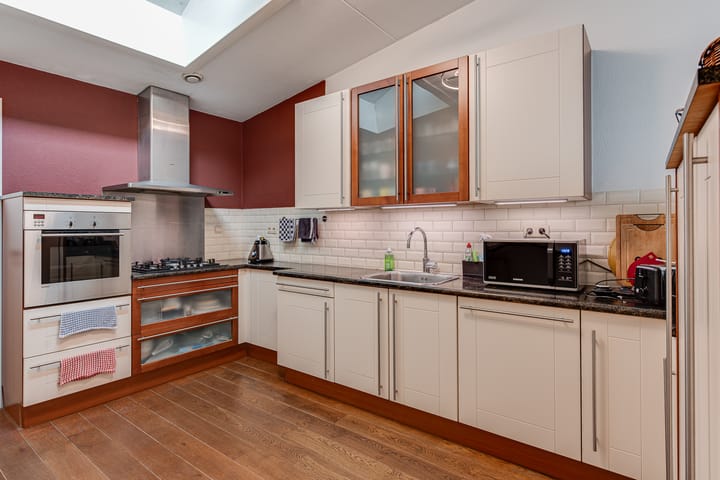 Foto 9 van Charley Tooropstraat 6