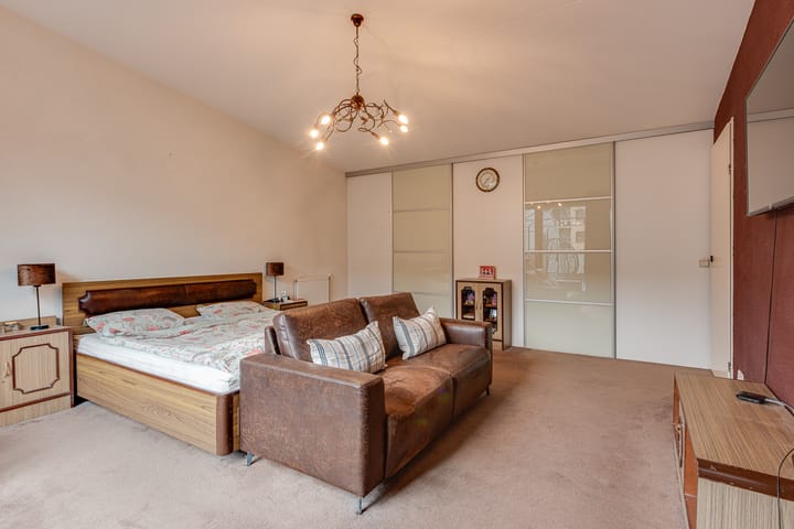 Foto 10 van Charley Tooropstraat 6