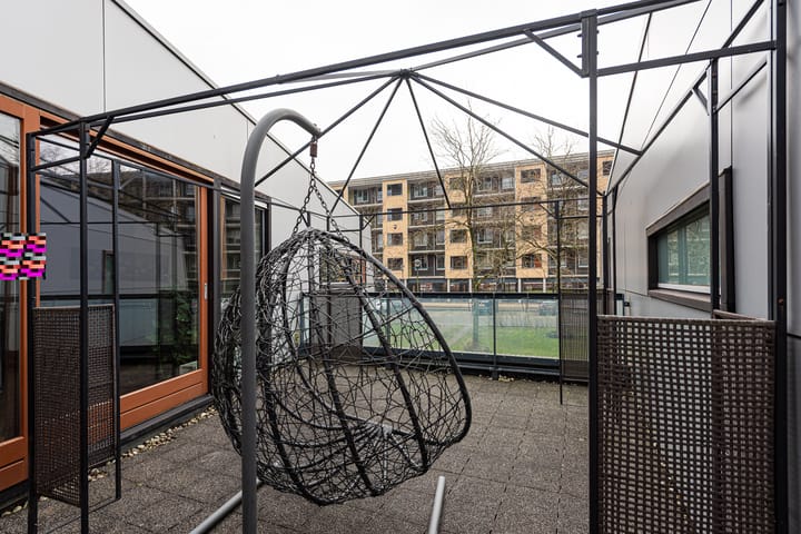 Foto 16 van Charley Tooropstraat 6