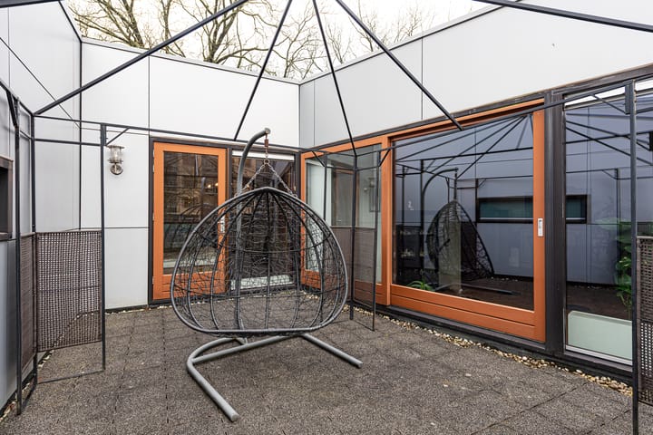 Foto 18 van Charley Tooropstraat 6