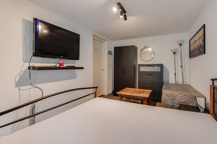 Foto 21 van Charley Tooropstraat 6