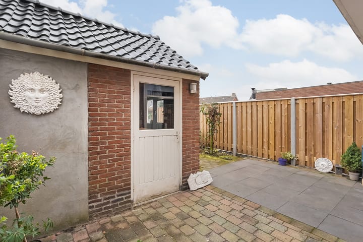 Foto 34 van Dahliastraat 16