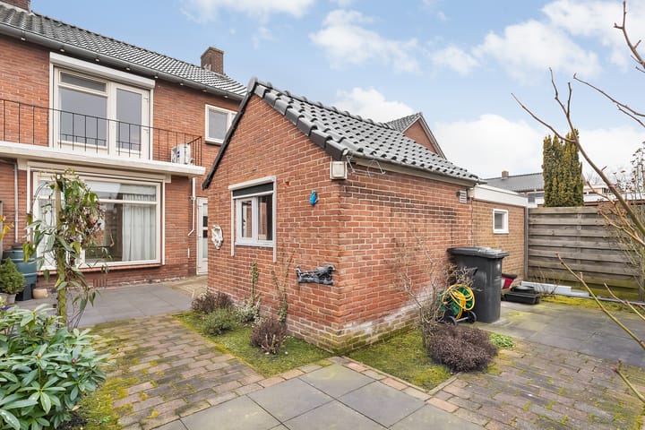 Foto 36 van Dahliastraat 16