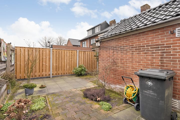 Foto 38 van Dahliastraat 16