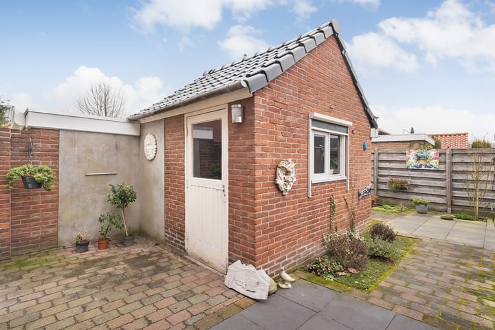 Foto 39 van Dahliastraat 16