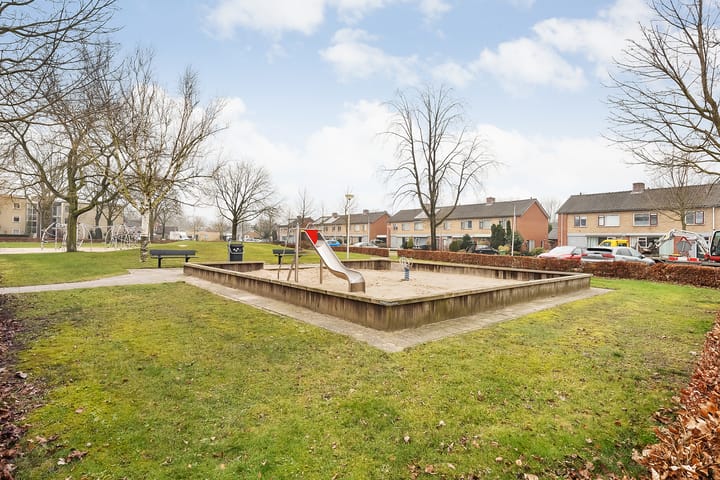 Foto 45 van Dahliastraat 16